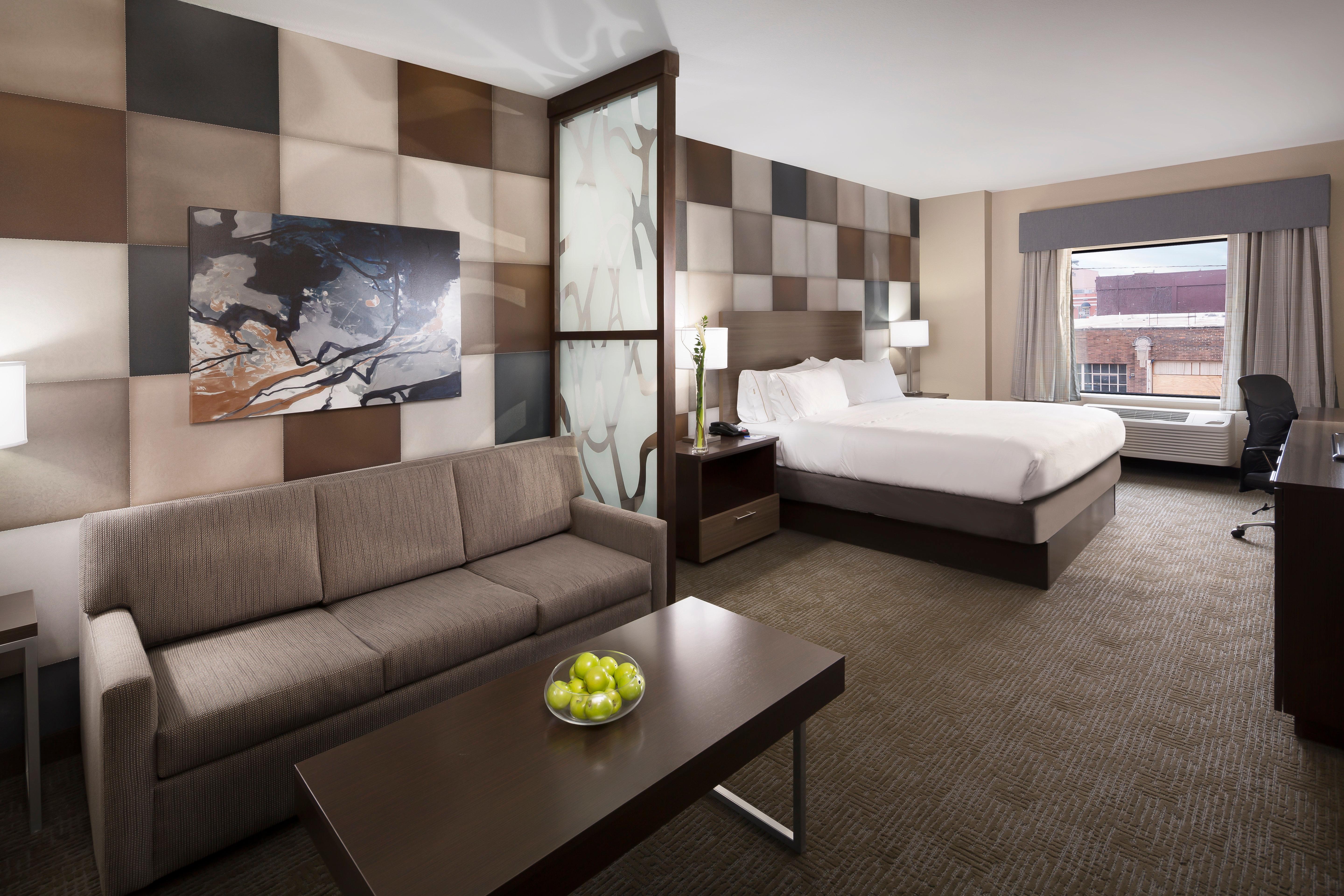 Holiday Inn Express & Suites Oklahoma City Downtown - Bricktown By Ihg Екстер'єр фото