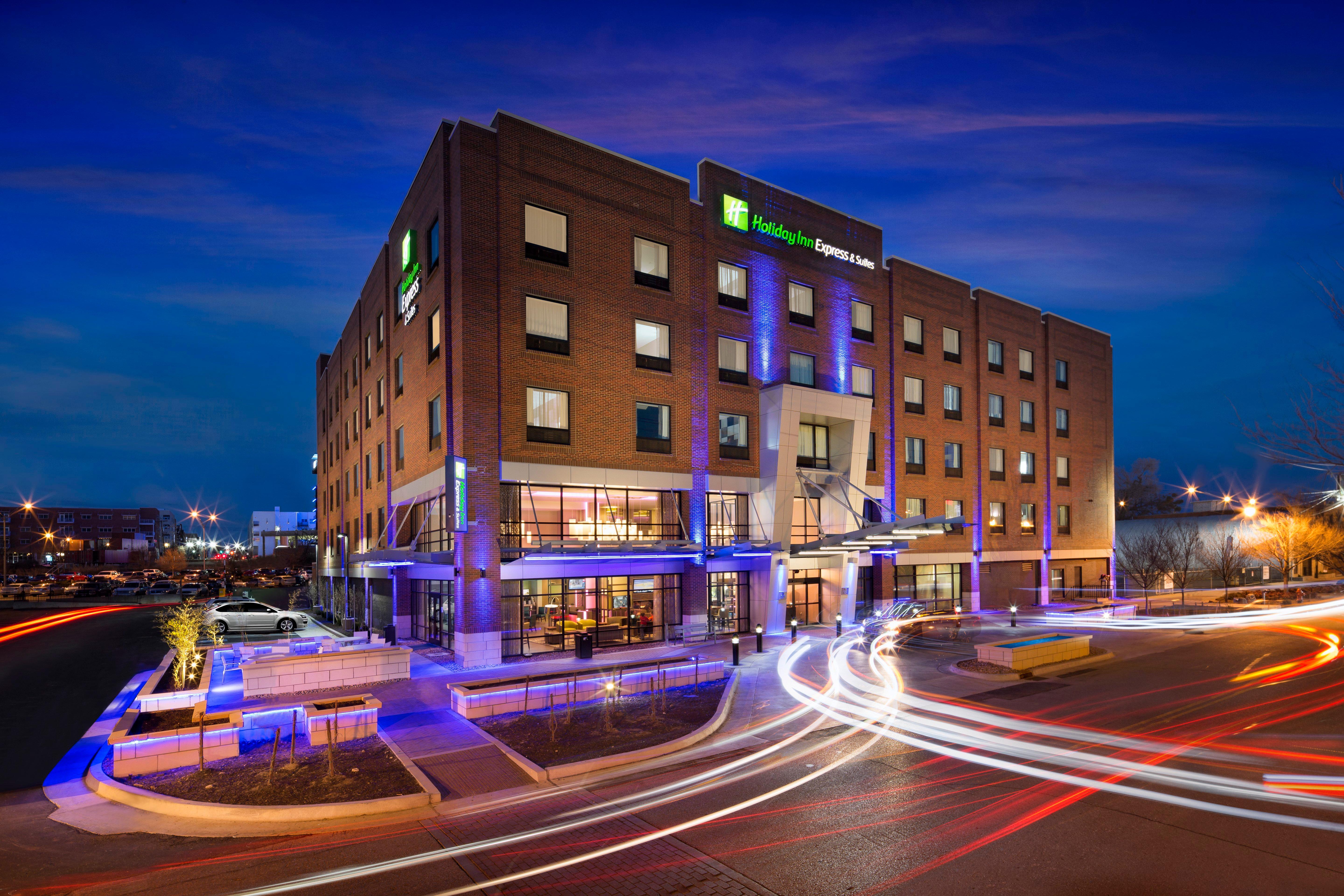 Holiday Inn Express & Suites Oklahoma City Downtown - Bricktown By Ihg Екстер'єр фото