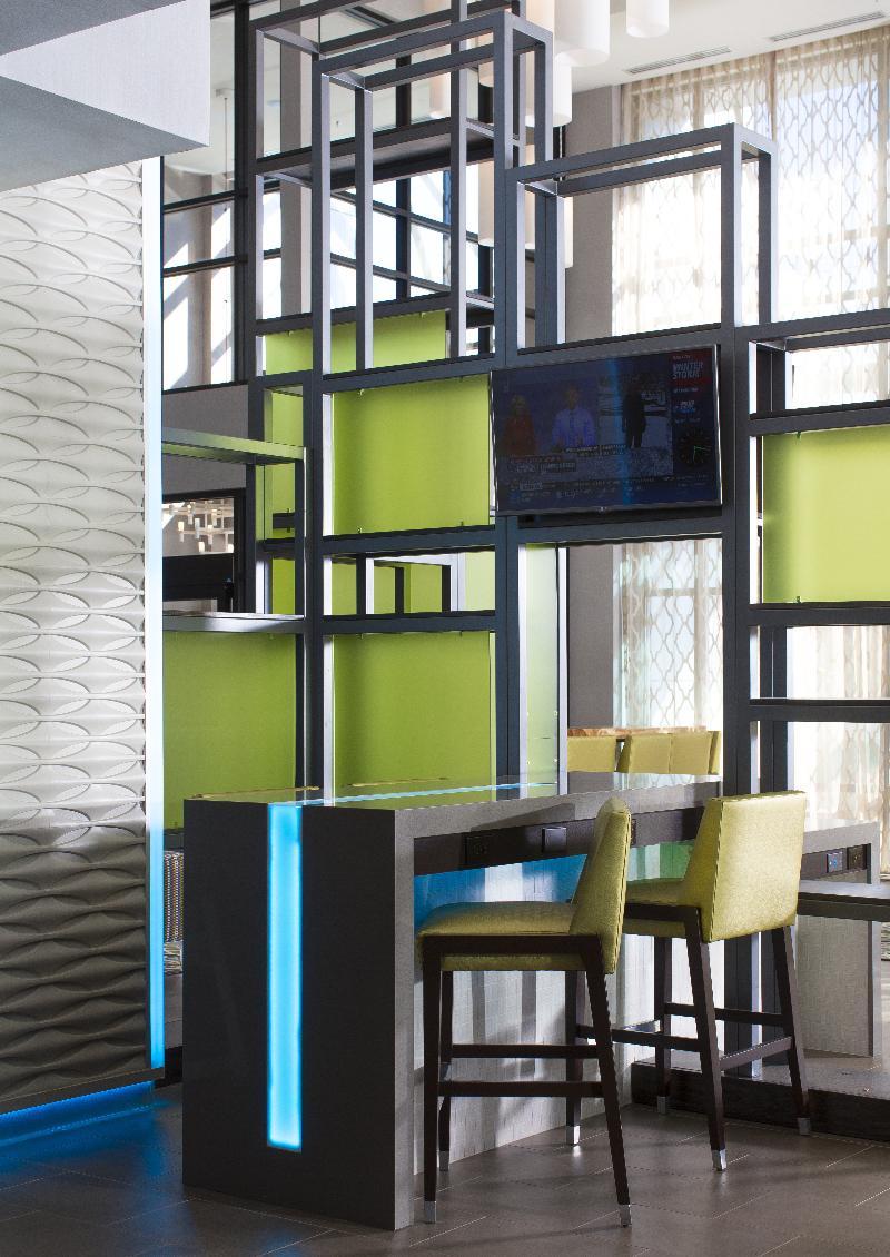 Holiday Inn Express & Suites Oklahoma City Downtown - Bricktown By Ihg Екстер'єр фото