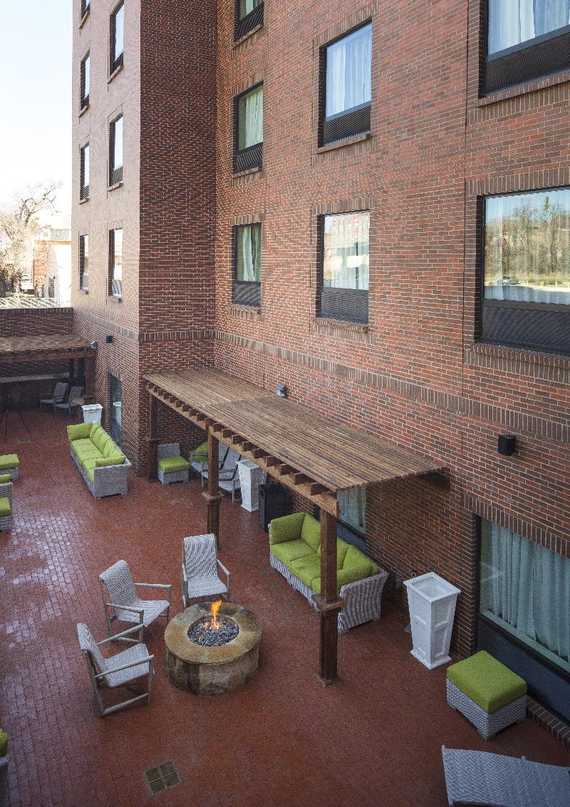 Holiday Inn Express & Suites Oklahoma City Downtown - Bricktown By Ihg Екстер'єр фото